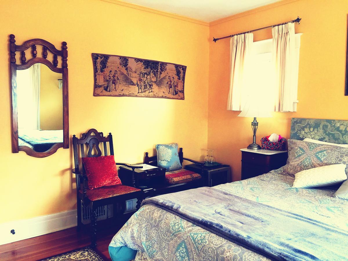 Acacia Bed & Breakfast Niagarawatervallen Buitenkant foto